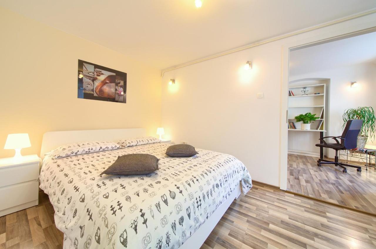 Apartment City Center Fiume Esterno foto