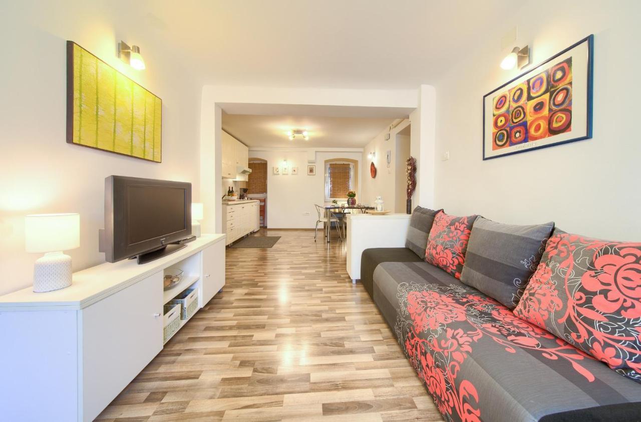 Apartment City Center Fiume Esterno foto